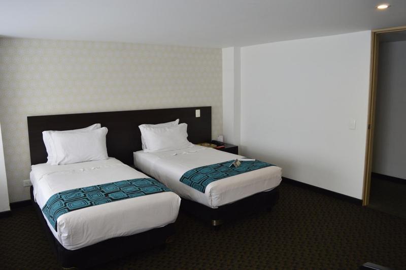 Hotel Castellana 95 Bogotá Chambre photo